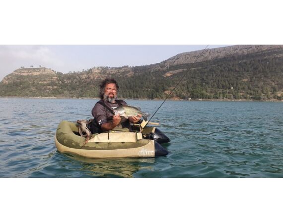 Spaanse bellyboat Black Bass