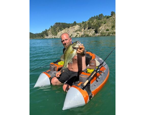 Spaanse bellyboat Black Bass